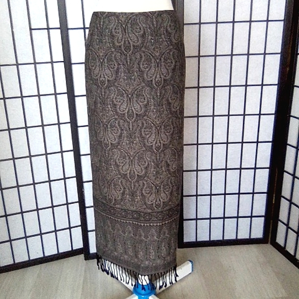 Talbot's long wool skirt with fringe. Size 10.